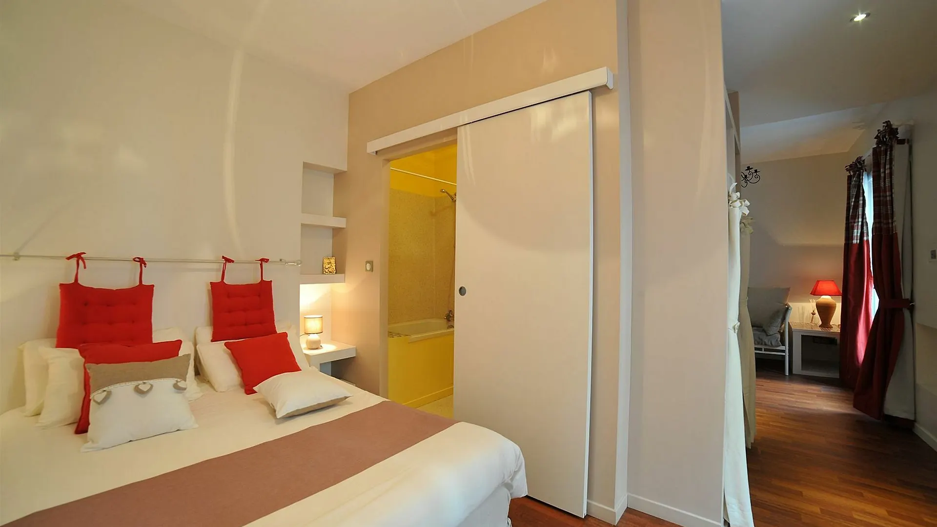 La Residence Berceau De Bernadette Lourdes Bed & Breakfast