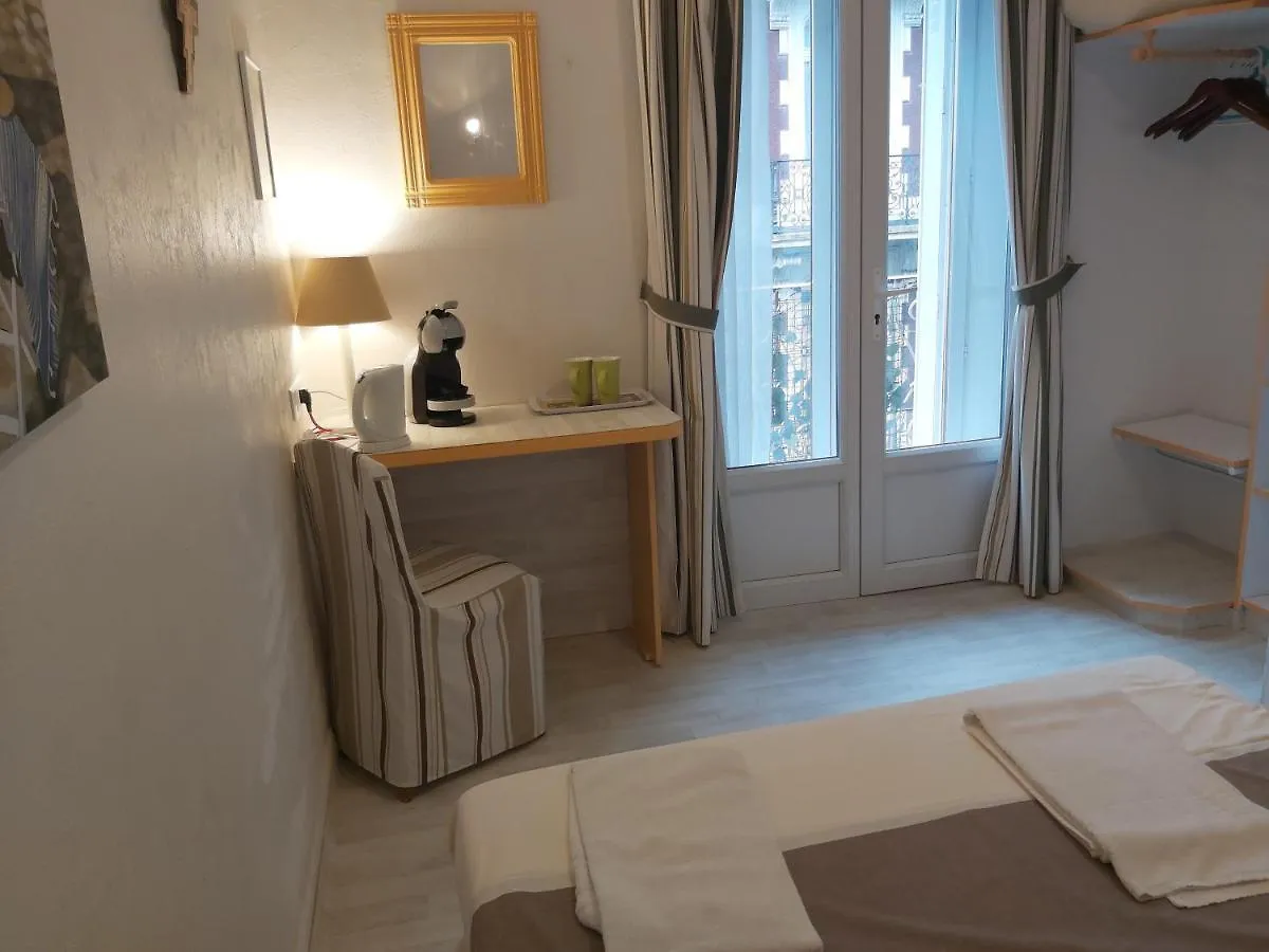 Au Berceau De Bernadette Bed & Breakfast Lourdes